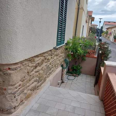 Casa Fiorita Apartment *